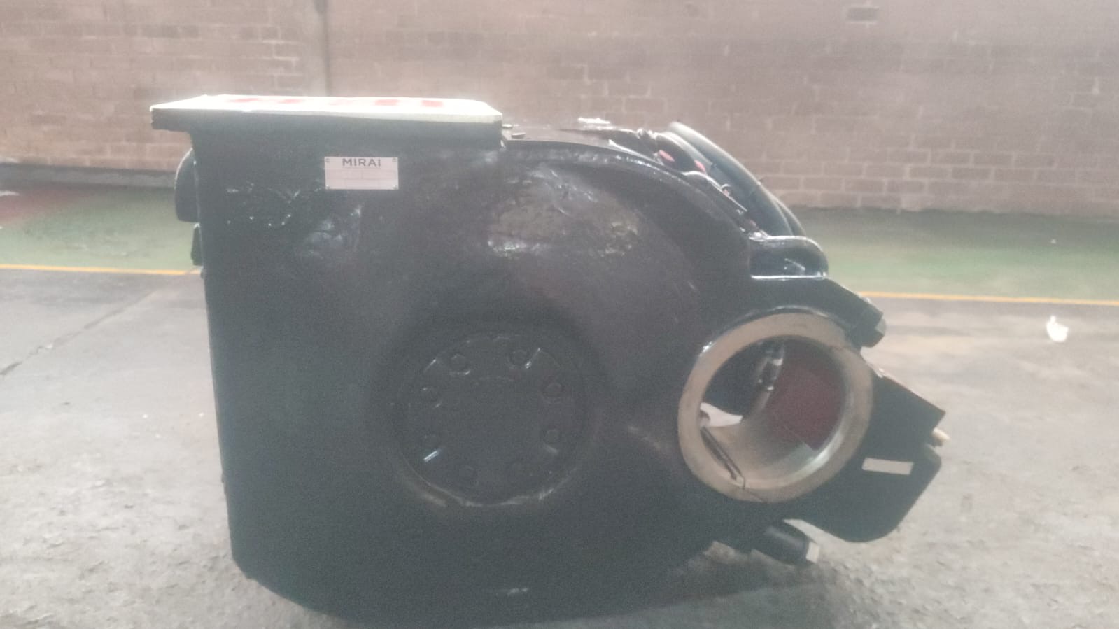 Side view refurbished locomotive component